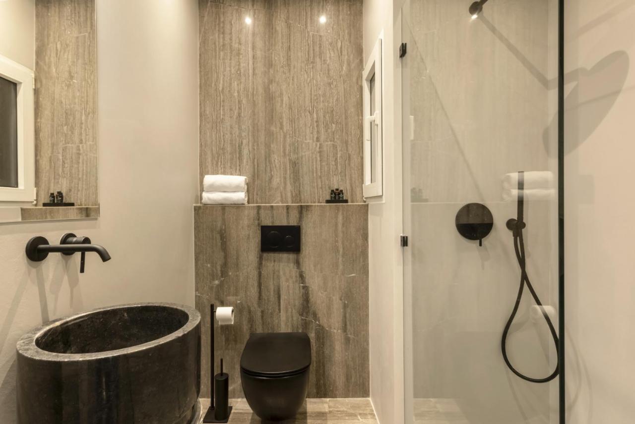 A Truly Wow Experience For Every Guest. The Place Αθήνα Εξωτερικό φωτογραφία